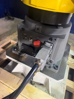 Used 2018 FANUC M20iA/35M Robots Michigan US | K.B. Industries LLC #1407997