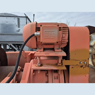 30ft Long Sandscrew