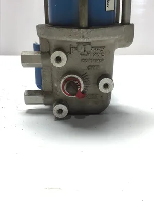 Jamesbury C 21-1136TT-0 Pneumatic Valve 1-1/2″ Max Shut off Press 400 PSIG