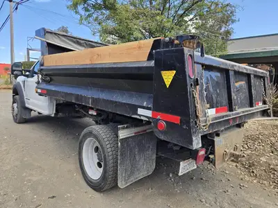USED 2019 FORD F-550