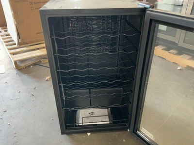 Used MAGIC COOL MCWC34SI Bottle Coolers Michigan US | Miedema Asset Management Group #1761116