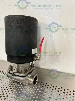 USED ITT PURE-FLO AP1509  STAINLESS STEEL DIAPHRAGM VALVE W/ 1 1/2" SANITARY FIT