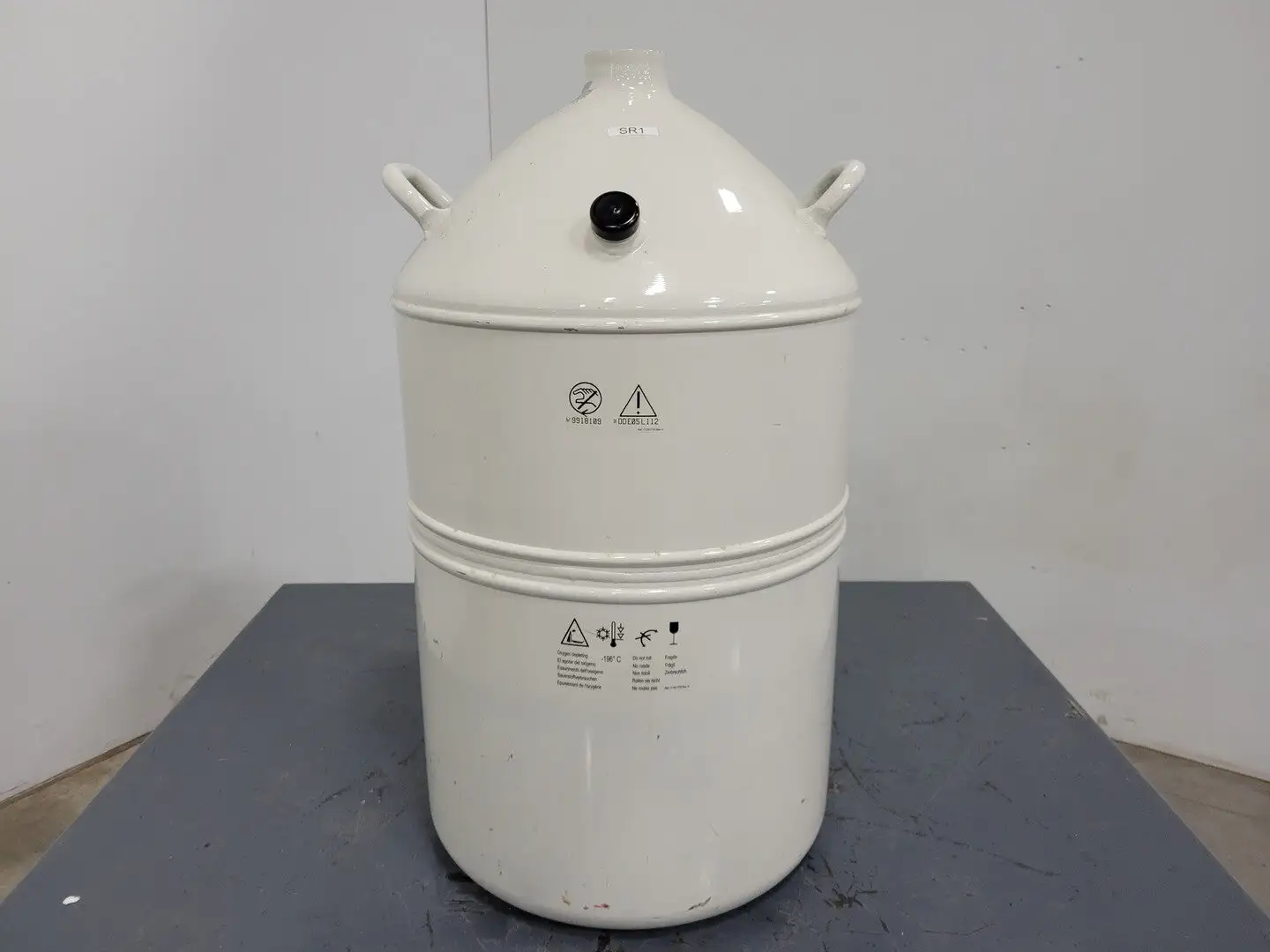 USED MVE CRYOGENICS LAB 50