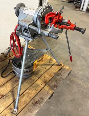 USED RIDGID 300