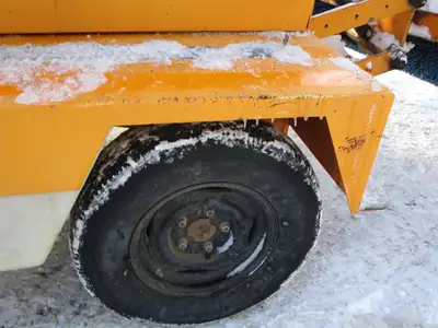 Used 2006 ROSCO 4820 Street Sweeper New York US | Abele Tractor #1343028