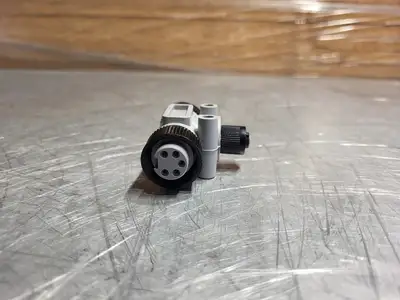 NEW MOLEX 1300390341