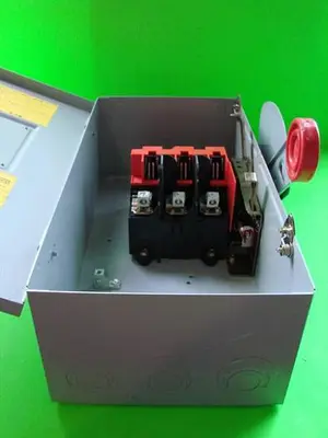USED CUTLER HAMMER DH361UGK