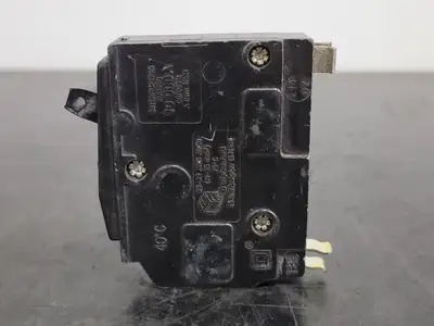 USED SQUARE D QO140