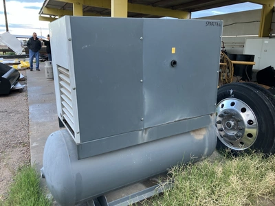 USED 2011 ATLAS COPCO GA15