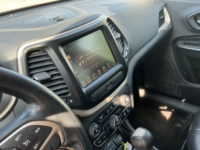 USED 2016 JEEP CHEROKEE
