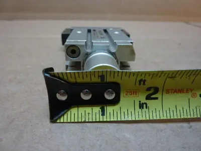 USED SMC MHZ2-20DNW