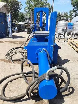 USED 2015 DB TECHNOLOGIES STRUDER-PRESS MACHINE