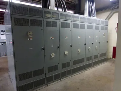 4000 Amp Siemens WL Switchgear, 7 Section, 4000/1600A Breakers,