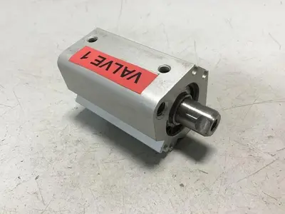 USED SMC CDQ2A25-25DZ-XC2
