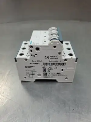 USED Siemens 5SY43 MCB C3 CIRCUIT BREAKER, 3 POLE, 400V