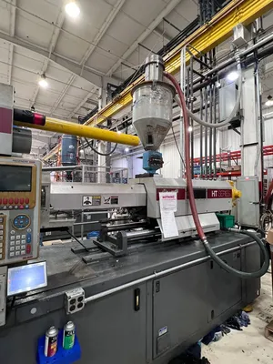 1997 VAN DORN DEMAG 300HT30 Plastic Injection Mold | Universal Press & Machinery (UPM) (7)