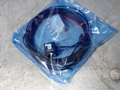 NEW KEYENCE CZH353