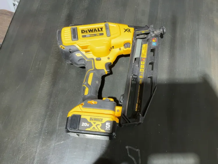 Used _UNKNOWN_ _UNKNOWN_ Nailers Michigan US | Miedema Asset Management Group #1295045