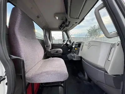 Used 2018 INTERNATIONAL DURASTAR 4300 Cab Chassis trucks Florida US | Truck and Van Outlet #1509142