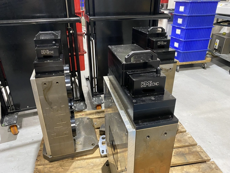 KME TS400-4-0-RF Rotary Tables | Tight Tolerance Machinery