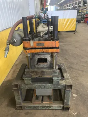 12 TON AIRAM 4-POST CUTOFF PRESS: STOCK #13726