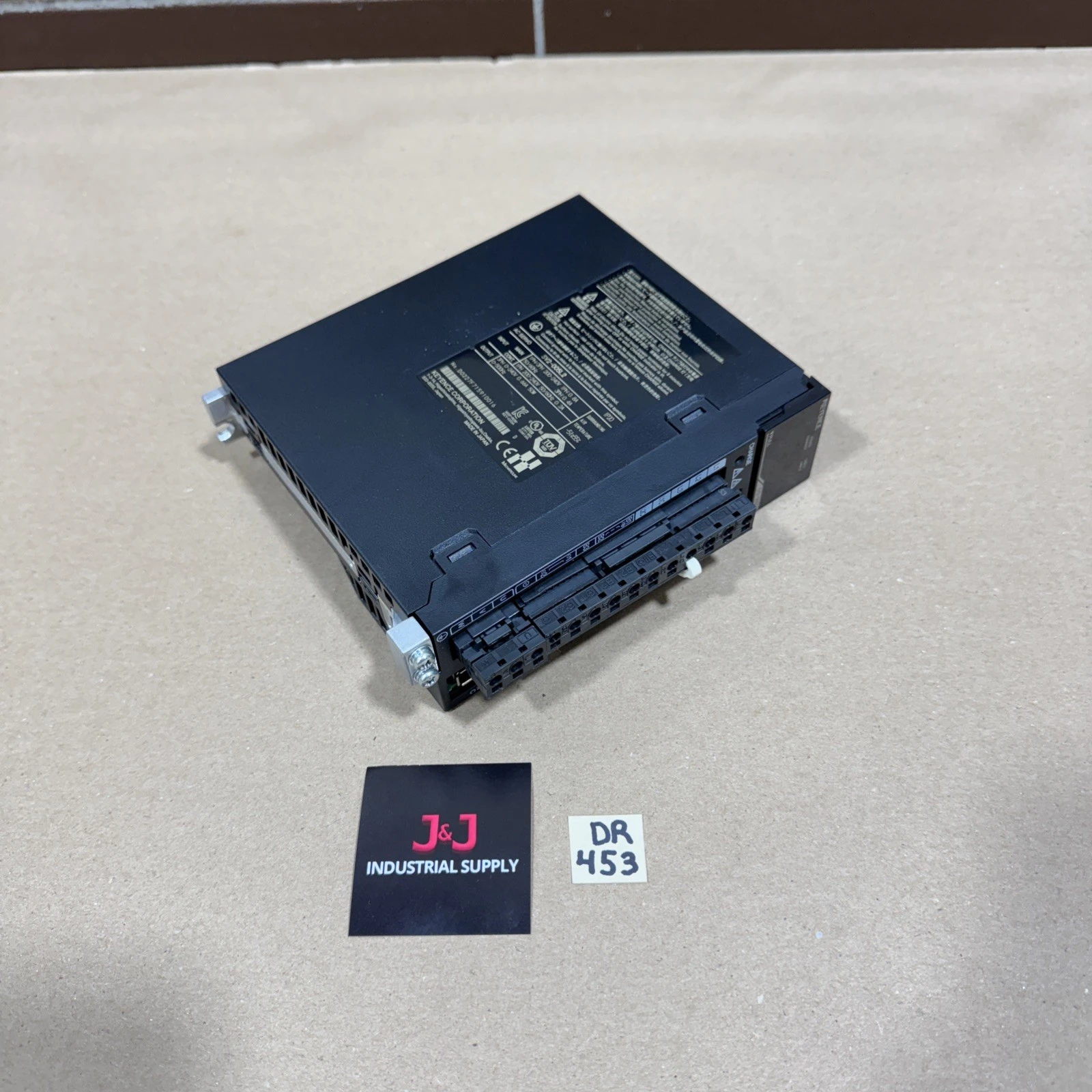 USED Keyence SV2-005L2