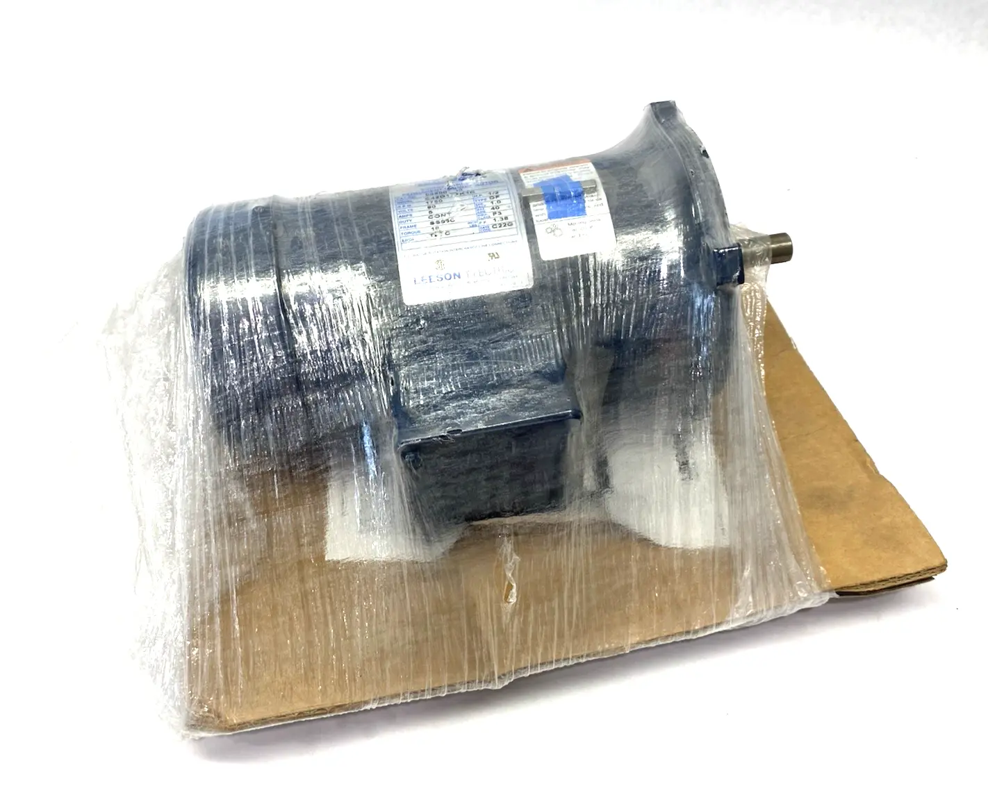 New | in-Stock Leeson Electric Permanent Magnet DC Motor 1750rpm 1/2HP C42D17FK1C D.C. Motors Michigan US | Maverick Industrial Sales #1399961