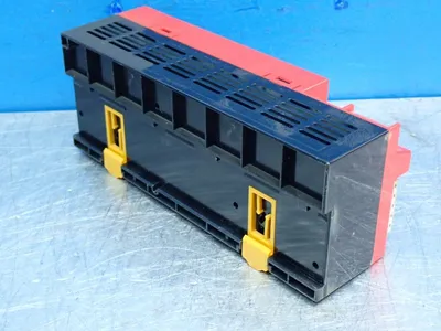 Used ALLEN BRADLEY 1791DSIB8XOB8 Input / Output Modules | HGR 24 #747730