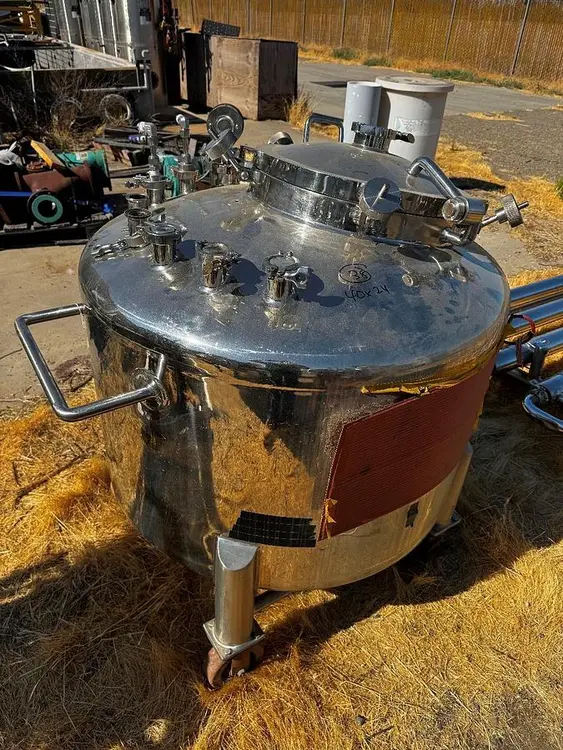 Used 1998 LEE INDUSTRIES 500L DBT Tanks California US | Machinery & Equipment 9 #170820