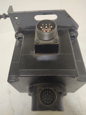 USED SANYO DENKI P60B18200HBF24