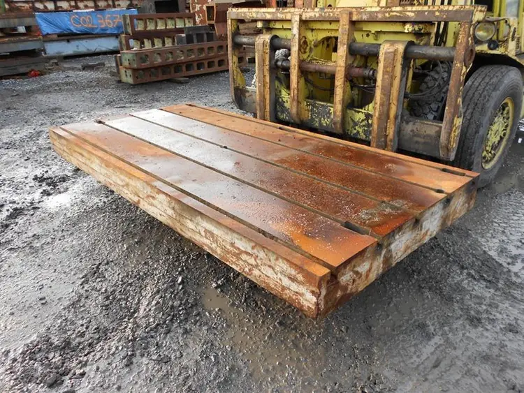 Used FLOORPLATE 1490 X 3040 X 220 MM Tables, Floor & Layout Plates BE | Apt International N.V #366639