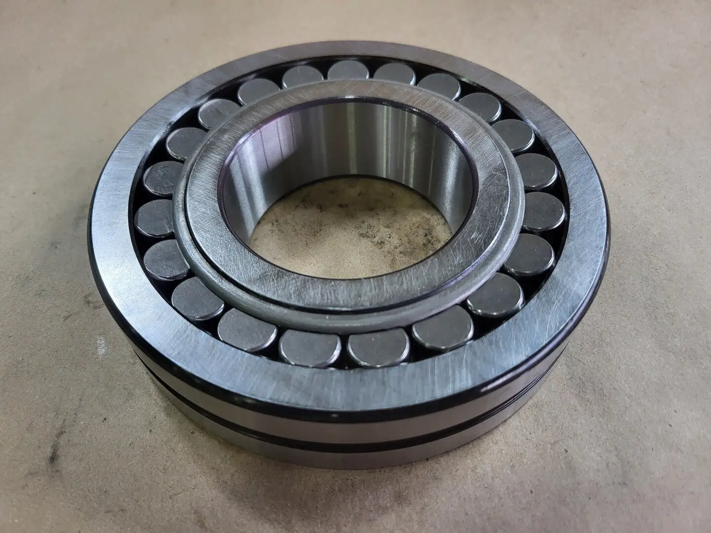 NEW SKF 21315 EK
