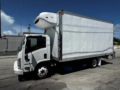 Used 2019 ISUZU NQR Reefer Trucks Florida US | Truck and Van Outlet #1509194