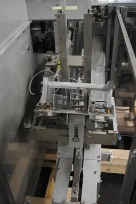 Uhlmann model C100 Cartoner with blister feed