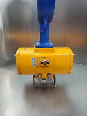 USED EloMatic F0200U Pneumatic Valve Actuator w/Deval 50030141 Valve Body