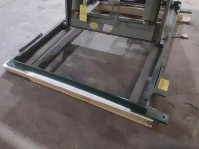 4000 LBS X 60" X 30" SOUTHWORTH MODEL #LS4-36 HYDRAULIC SCISSOR LIFT TABLE WITH ROLLER TOP, 110 VOLT: STOCK #20917