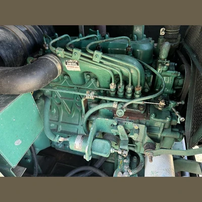 USED KUBOTA ENGINE  V1902-BG1

1.9 LITER 4-CYLINDER DIESEL
BOSCH INJECTOR PUMP
