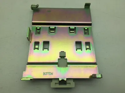 Square D VW3A28851 Mounting Plate for DIN Rail