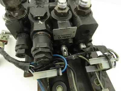 Hyster 3-Spool Hydraulic Mast Control Valve Manifold from E60Z-33 Forklift
