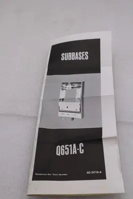 HONEYWELL Q651A-1009-1H MULTI SWITCHING SUBBASE 3 POSITION SWITCH #L-795