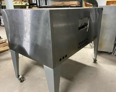 72-0241 Bakers Pride FC-816 Gas Pizza Deck Oven
