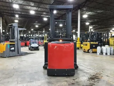 USED 2019 RAYMOND 530-OPC30TT
