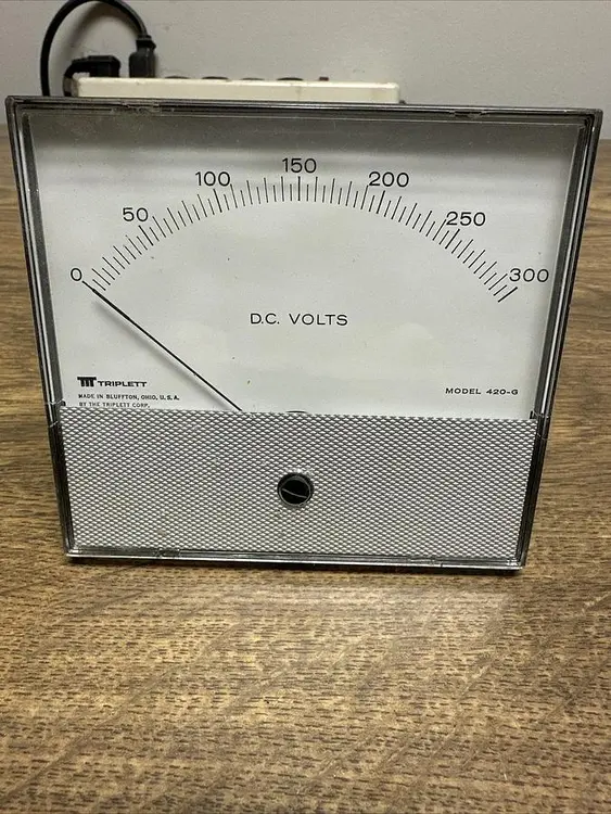 Used TRIPLETT 420-G Voltmeters Ohio US | Surplus Asset Holdings #1227800