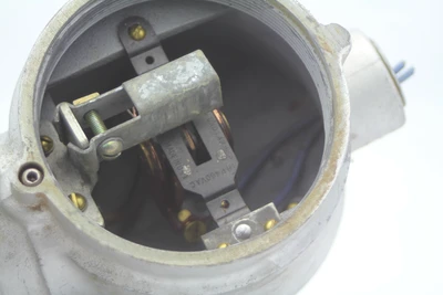 New | in-Stock Crouse-Hinds FSQC230 Electrical Fittings California US | Davliegogo LLC #1707453