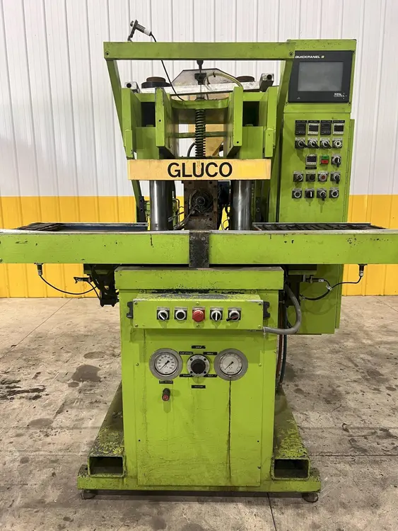 Used GLUCO HVS40 Injection Molding Machines Ohio US | Yoder Brothers machinery #444069
