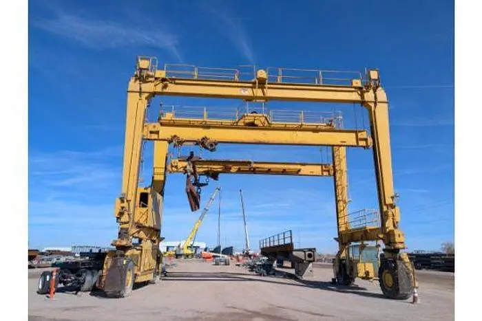 Used 1983 MARATHON LETOURNEAU ST-100 Straddle Carriers Arizona US | PETERSON MACHINERY SALES #759072
