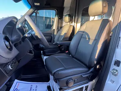 Used 2024 MERCEDES-BENZ 2500 Vans Florida US | Truck and Van Outlet #1509211