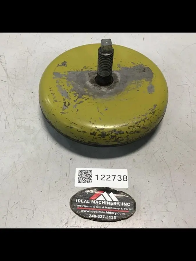 USED METAL FABRICATOR LEVELING PAD