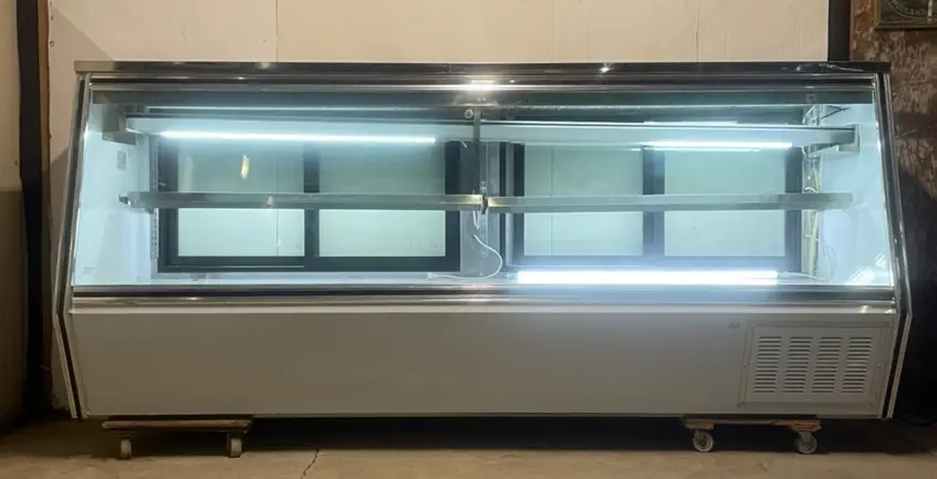182-0191 Leader 118" Commercial Display Cooler