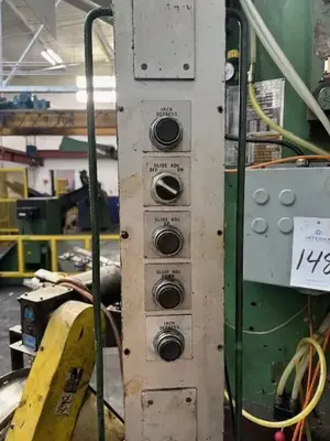 USED 1977 MINSTER 400 TON SSDC PRESS